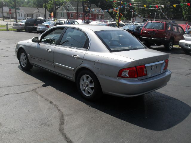 Kia Optima 2004 photo 3