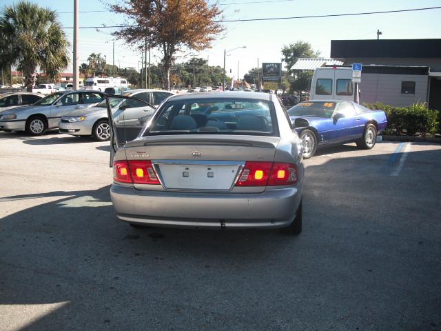 Kia Optima 2004 photo 2