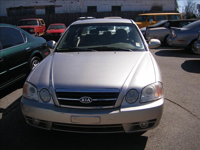 Kia Optima 2004 photo 1