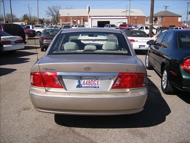 Kia Optima 2004 photo 3