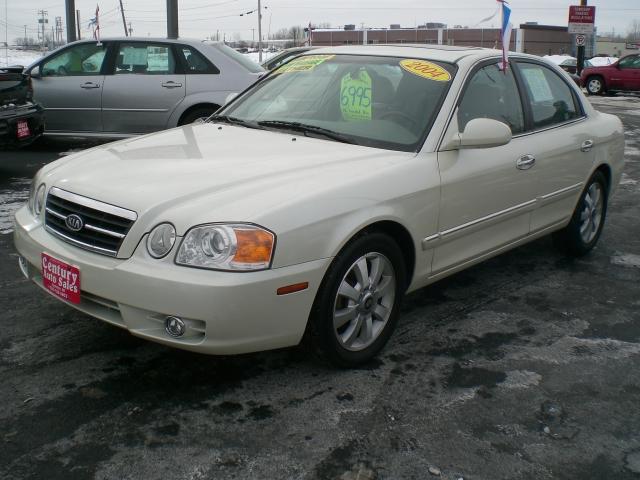 Kia Optima Open-top Sedan