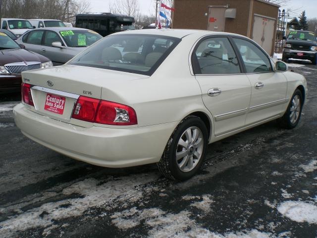 Kia Optima 2004 photo 2