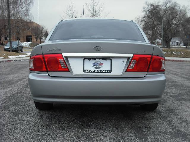 Kia Optima 2004 photo 1