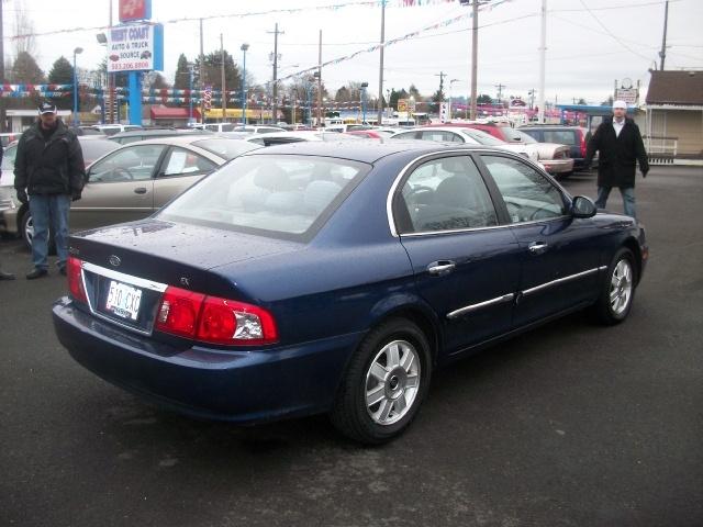 Kia Optima 2004 photo 1