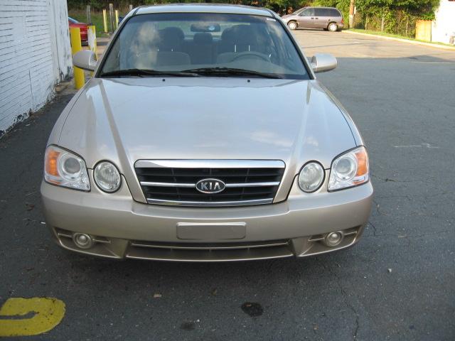 Kia Optima 2004 photo 1