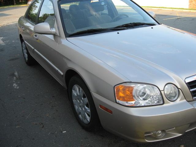 Kia Optima 2004 photo 3