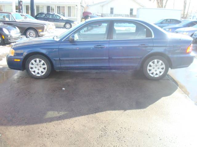 Kia Optima 2004 photo 2