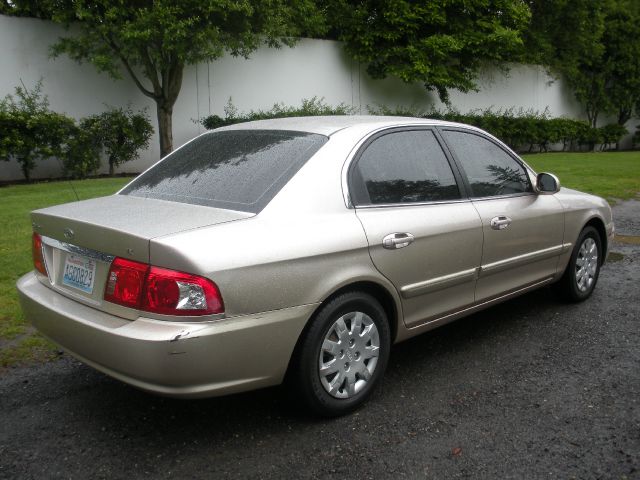 Kia Optima 2004 photo 1