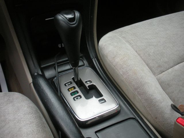 Kia Optima 2004 photo 2