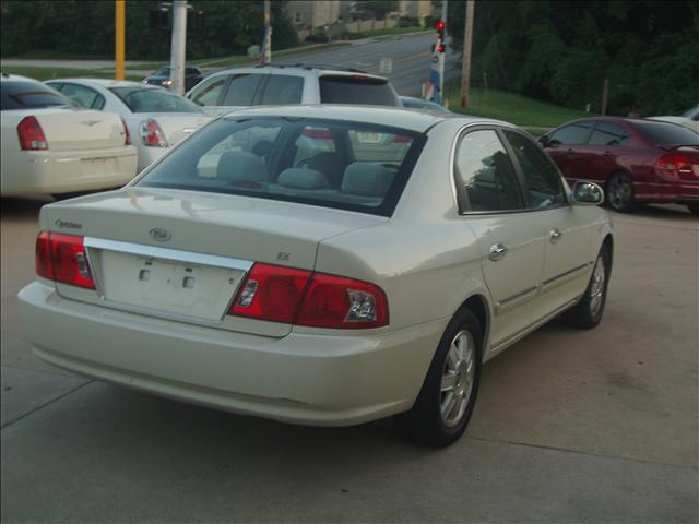 Kia Optima 2004 photo 4