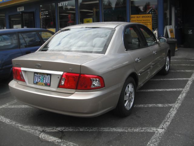 Kia Optima 2004 photo 1