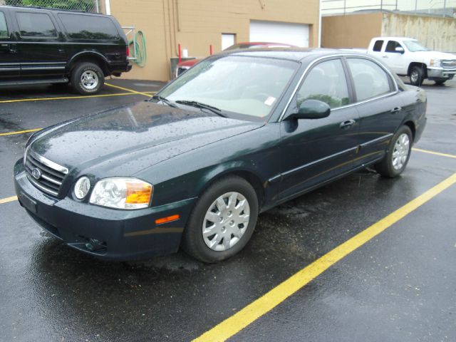 Kia Optima 2004 photo 21