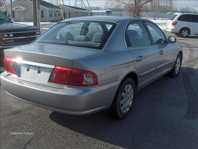 Kia Optima 2004 photo 1