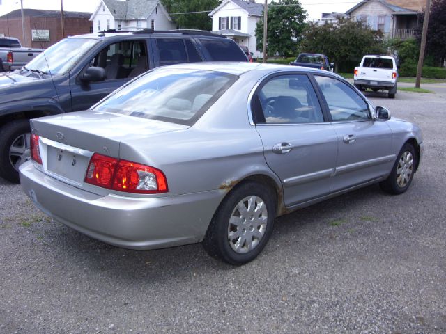 Kia Optima 2004 photo 3