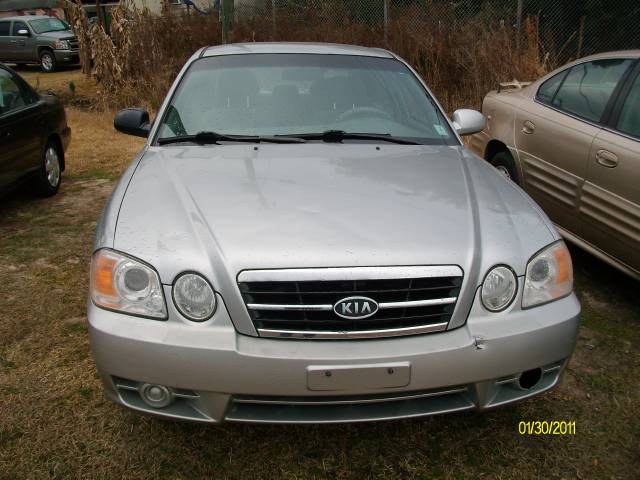 Kia Optima 2004 photo 2