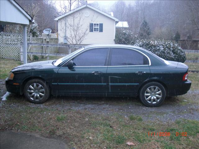 Kia Optima 2004 photo 2