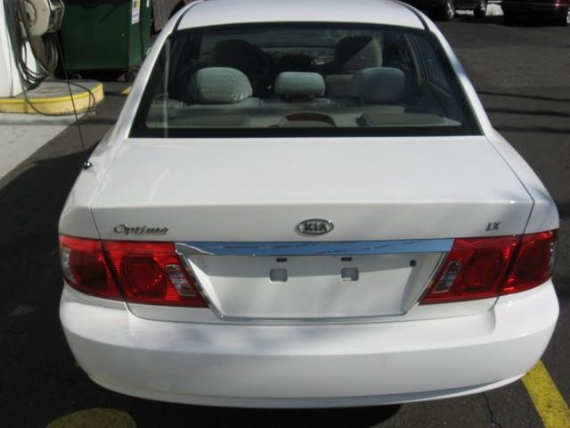 Kia Optima 2004 photo 2