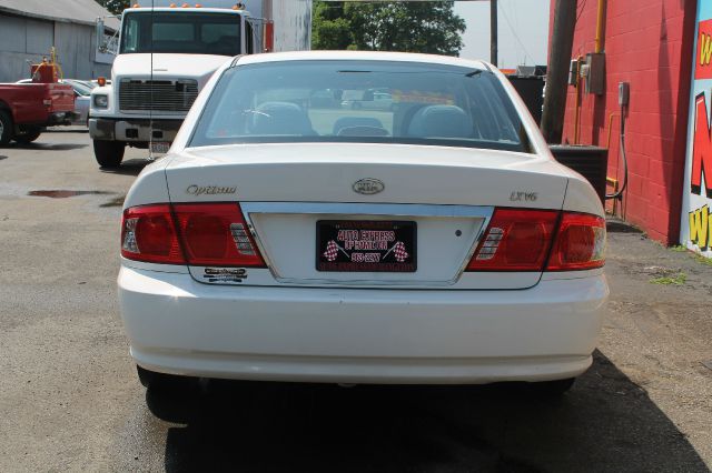 Kia Optima 2005 photo 3