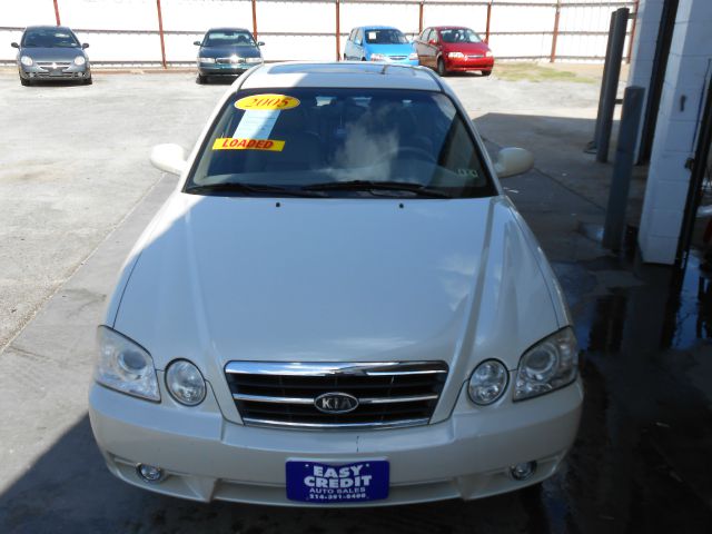 Kia Optima 2005 photo 2