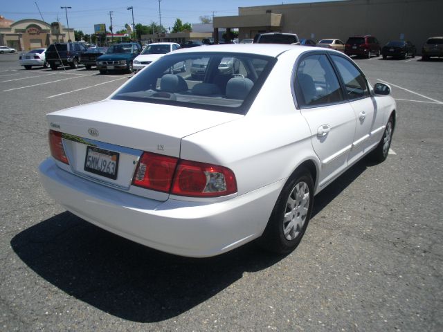 Kia Optima 2005 photo 1