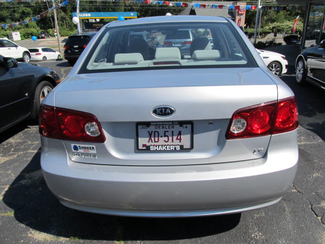 Kia Optima 2006 photo 2