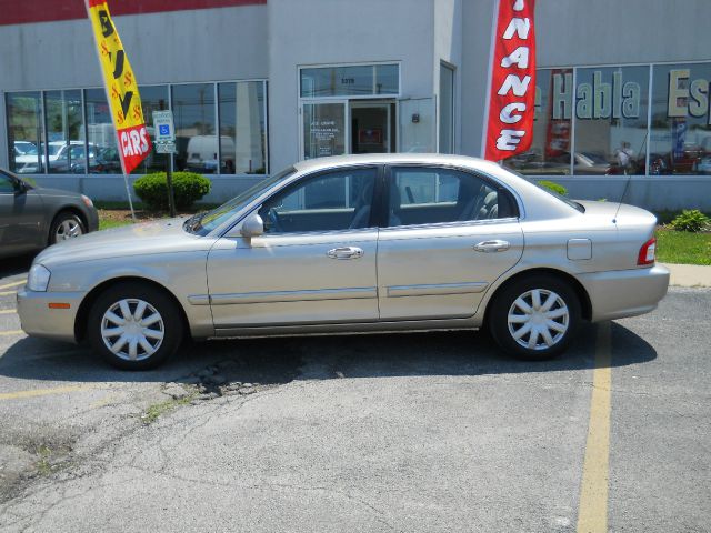 Kia Optima 1998 Jaguar 8 Sedan