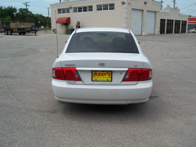 Kia Optima 2006 photo 2