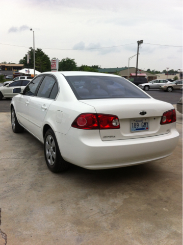 Kia Optima 2006 photo 4