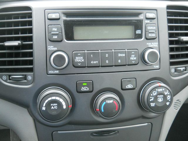 Kia Optima 2008 photo 19