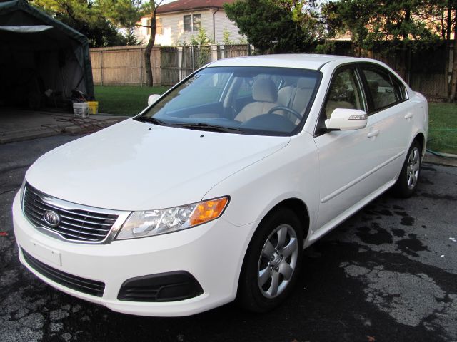 Kia Optima 2009 photo 2