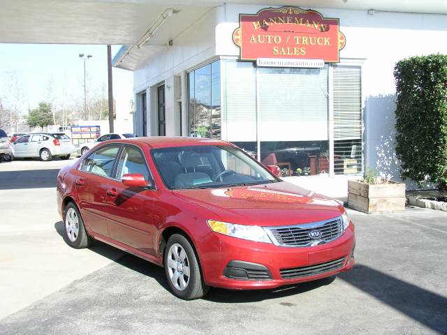 Kia Optima Elk Conversion Van Sedan