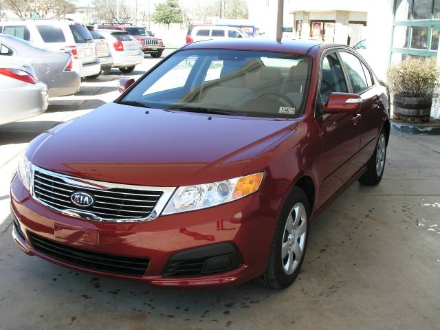 Kia Optima 2010 photo 2