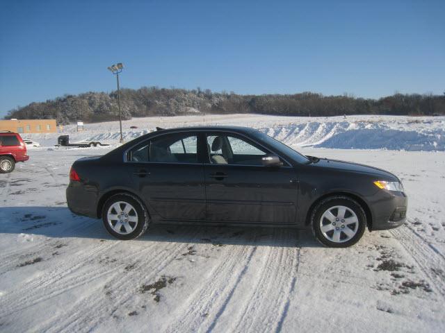 Kia Optima 2010 photo 2