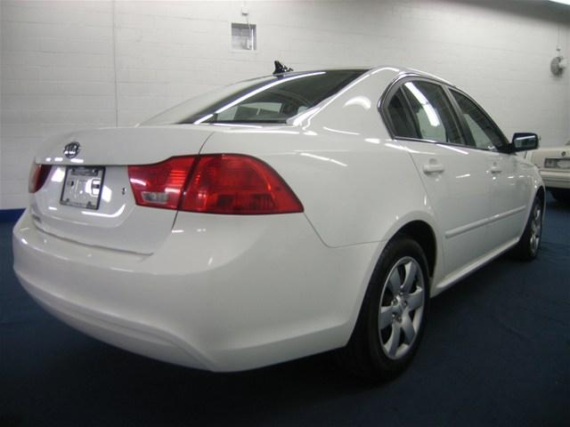 Kia Optima 2010 photo 2