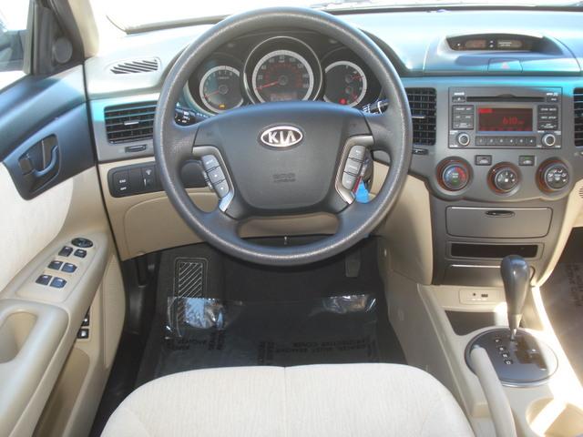 Kia Optima 2010 photo 4