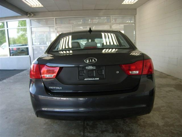 Kia Optima 2010 photo 3