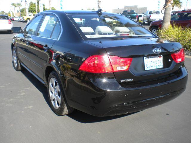 Kia Optima 2010 photo 4