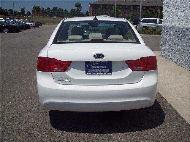 Kia Optima 2010 photo 4