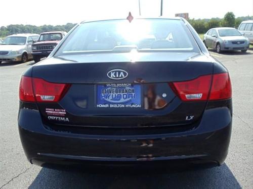 Kia Optima 2010 photo 2