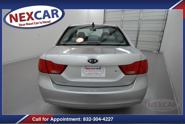 Kia Optima 2010 photo 3