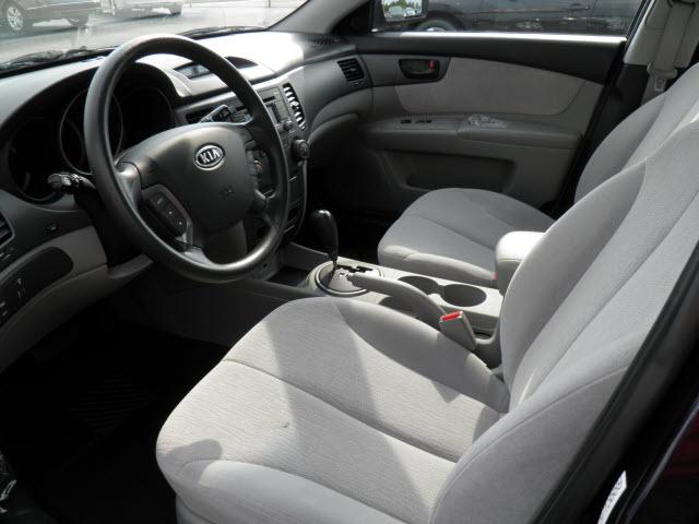 Kia Optima 2010 photo 4