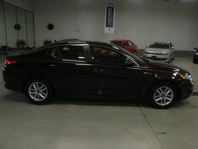 Kia Optima 2011 photo 4