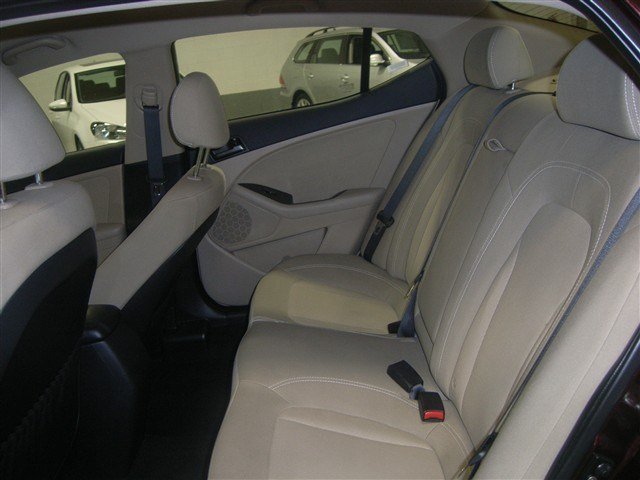 Kia Optima 2011 photo 5