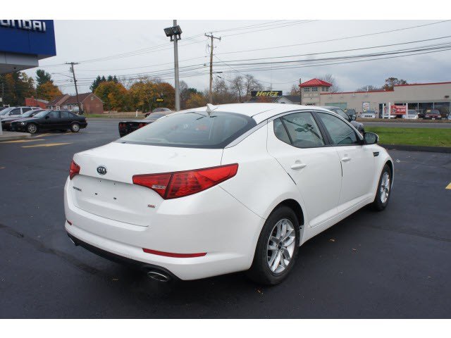 Kia Optima 2011 photo 2