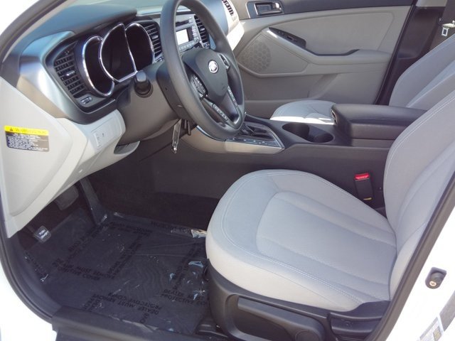 Kia Optima 2011 photo 1