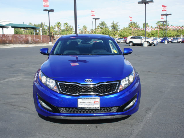 Kia Optima 2011 photo 1