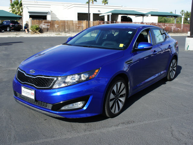 Kia Optima 2011 photo 2