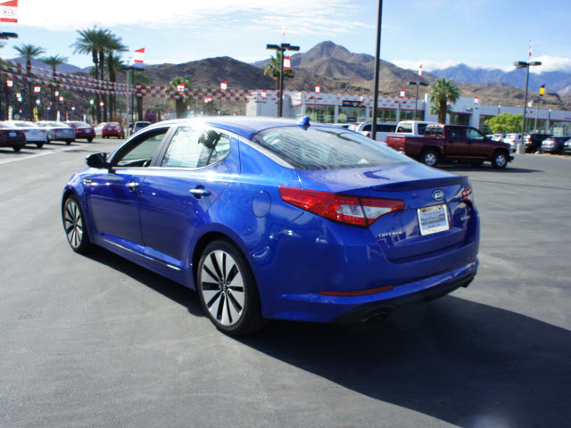 Kia Optima 2011 photo 3