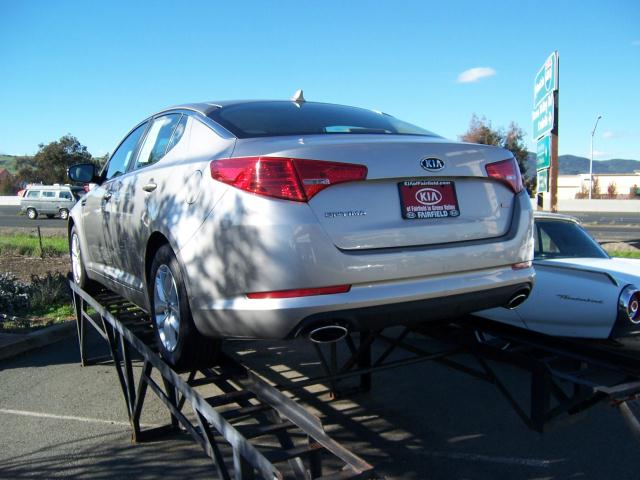 Kia Optima 2011 photo 4