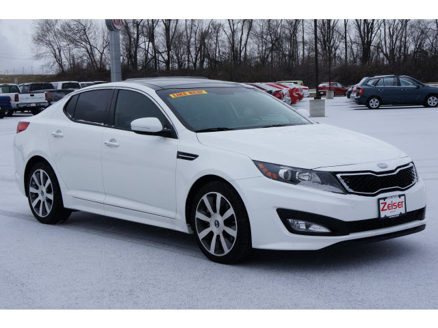 Kia Optima 2011 photo 1